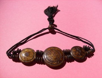 Tibetaans Armbandje, been