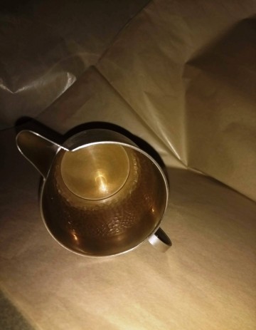 Artdeco stijl gehamerd roomkannetje 2