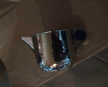 Artdeco stijl gehamerd roomkannetje 9