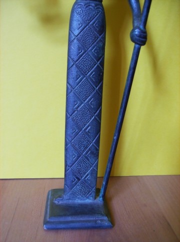 Bronzen beeldje van Athene met uil