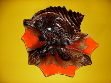 Grote Schelp van aardewerk, multi-kleur glazuur