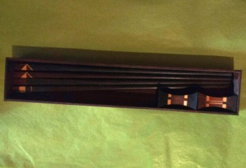 Chinese eetstokjes met steun in doosje 1