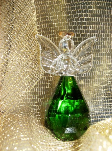 Glazen Engel met Swarovski lijfje, in groene tint