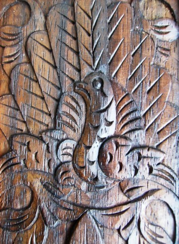 Houten doosje met pauw indonesisch  kleiner 2