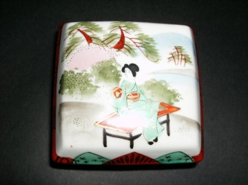 Japans ceramisch bakje met deksel - Satsuma