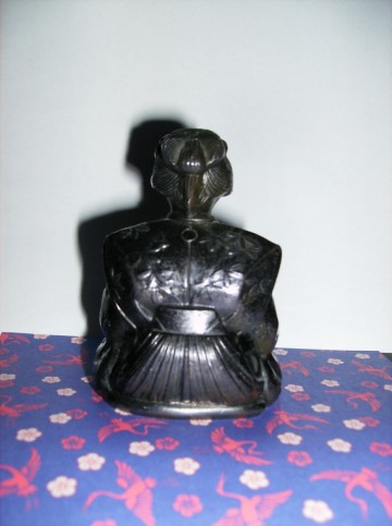 Aansteker, Japanse vrouw