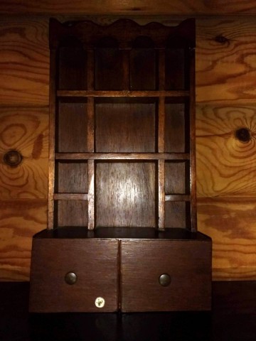 Kastje 2 laadjes ophang 2