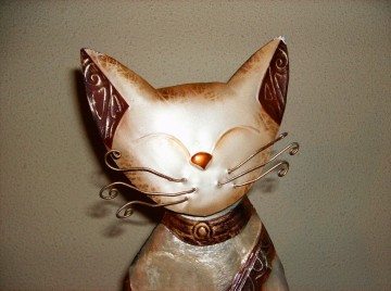 Grote Kat, metaal met parelmoer