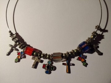 Ketting rond kruisjeskralen 2