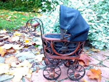 Kinderwagentje rotan 4