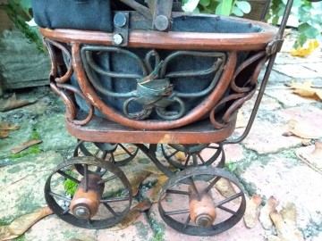 Kinderwagentje rotan 9