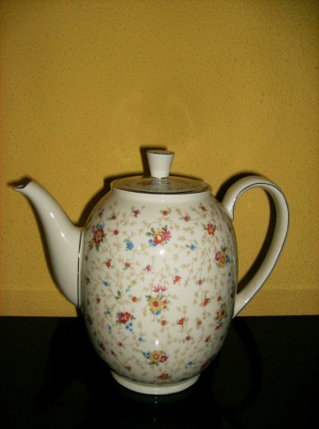 Romige, fleurige Koffie-/Theepot