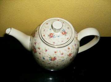 Romige, fleurige Koffie-/Theepot