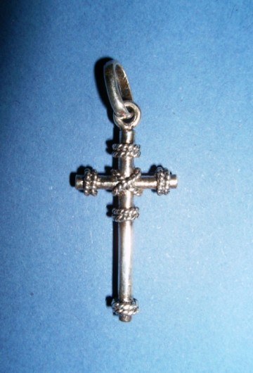 Zilveren Hangertje in vorm van een Kruis