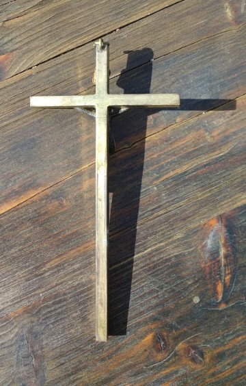 Kruis oud koper met hout ingelegd inri portugees 1