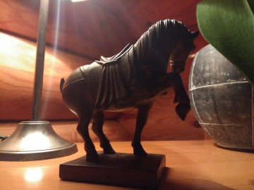 Paardje hout gelijkenis tang 37