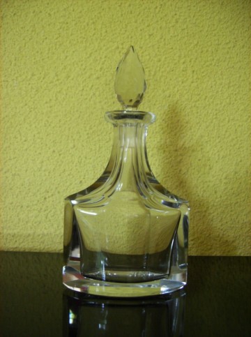 Glazen Parfumflesje met gefacetteerde stop