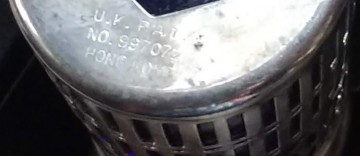 Peper vaatje blauw glas in metalen houder