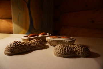 Pindas  2x aardewerk chinees 4 0