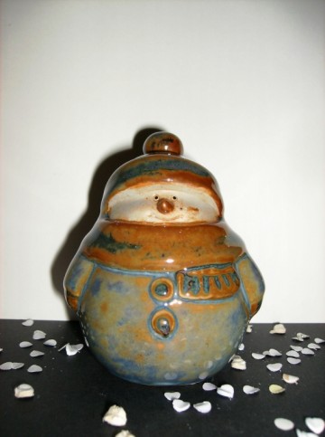 Dottig Sneeuwmannetje, aardewerk