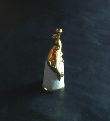 Vingerhoed limoges met zeehond 3