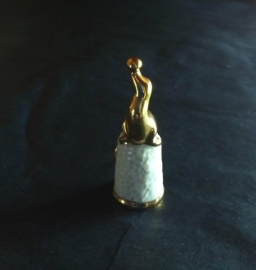 Vingerhoed limoges met zeehond 9